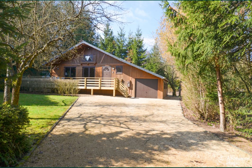 Chaleureux Chalet En Bois à Durbuy Pour 6/8 Personnes En Ardenne