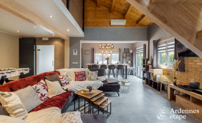 Grande maison de vacances prs de Durbuy pour 9 personnes avec jacuzzi couvert, jardin cltur et espace de jeux