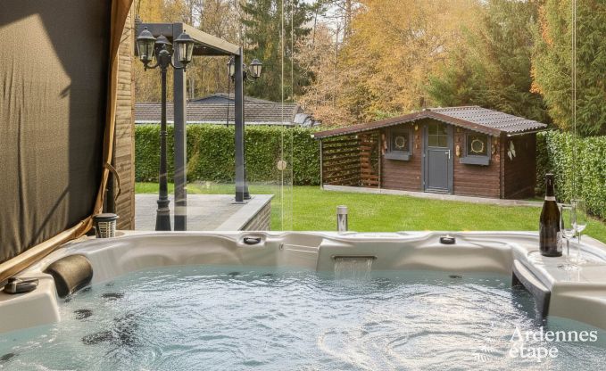 Grande maison de vacances prs de Durbuy pour 9 personnes avec jacuzzi couvert, jardin cltur et espace de jeux