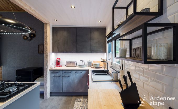 Grande maison de vacances prs de Durbuy pour 9 personnes avec jacuzzi couvert, jardin cltur et espace de jeux