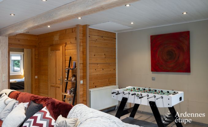 Grande maison de vacances prs de Durbuy pour 9 personnes avec jacuzzi couvert, jardin cltur et espace de jeux