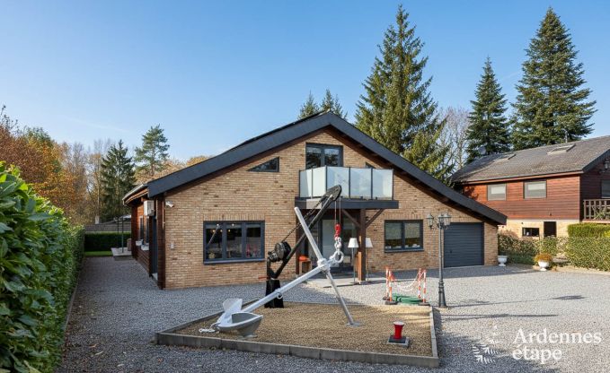 Grande maison de vacances prs de Durbuy pour 9 personnes avec jacuzzi couvert, jardin cltur et espace de jeux