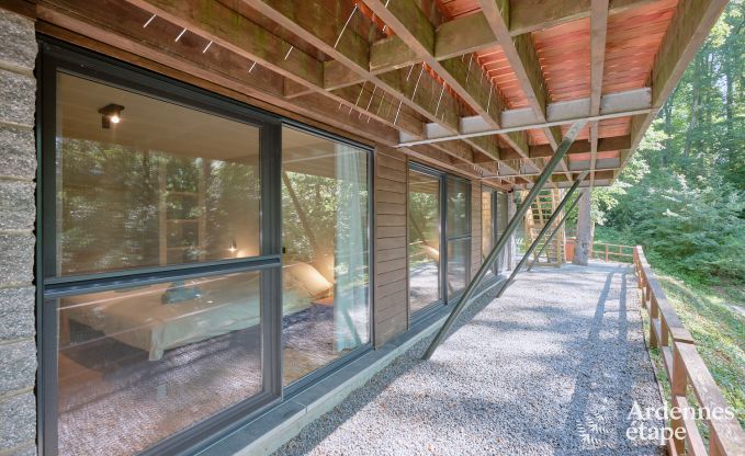 Chalet spacieux pour 8 personnes avec sauna dans les bois autour de Durbuy