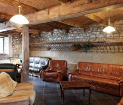 Maison de vacances à Durbuy : 32 personnes, 12 chambres, jardin privé, cœur de l'Ardenne belge