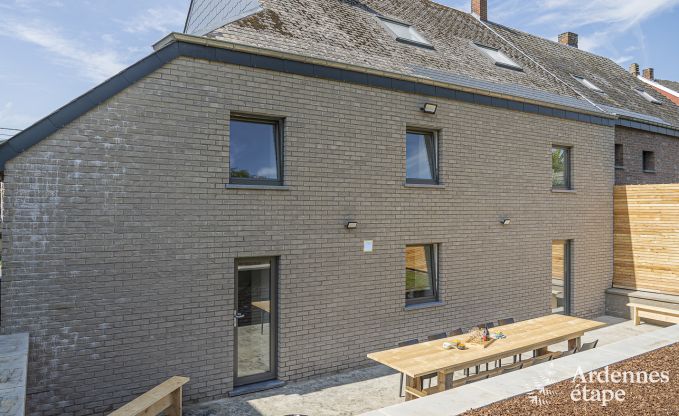 Maison de vacances  Durbuy pour 14 personnes avec 5 chambres, 4 salles de bain et jardin priv
