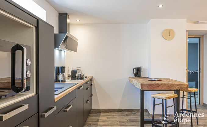 Maison de vacances  Durbuy pour 14 personnes avec 5 chambres, 4 salles de bain et jardin priv