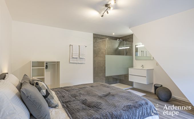 Maison de vacances  Durbuy pour 14 personnes avec 5 chambres, 4 salles de bain et jardin priv