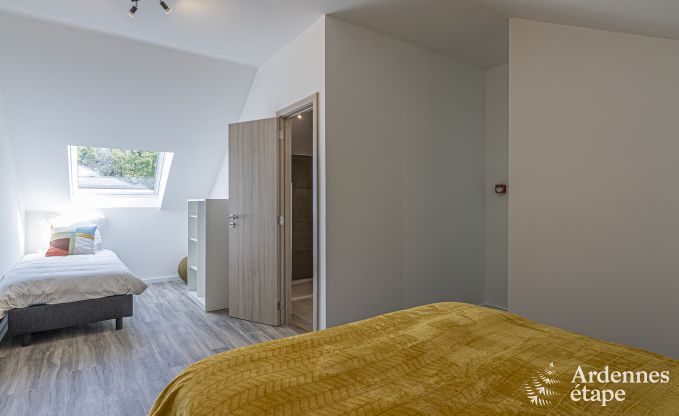 Maison de vacances  Durbuy pour 14 personnes avec 5 chambres, 4 salles de bain et jardin priv