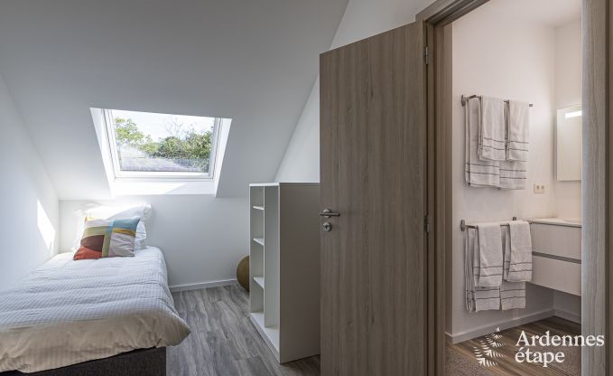 Maison de vacances  Durbuy pour 14 personnes avec 5 chambres, 4 salles de bain et jardin priv