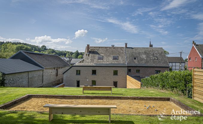 Maison de vacances  Durbuy pour 14 personnes avec 5 chambres, 4 salles de bain et jardin priv