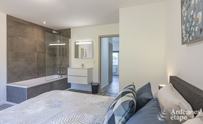 Maison de vacances  Durbuy pour 14 personnes avec 5 chambres, 4 salles de bain et jardin priv