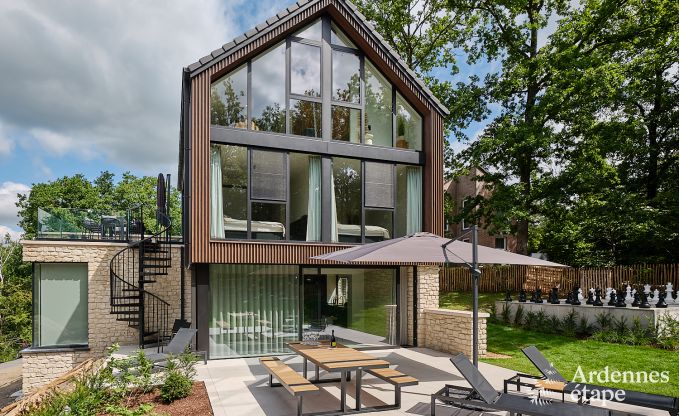 Maison de vacances confortable pour 4 personnes à Durbuy avec 2 chambres, 2 salles de bains, sauna et jardin privé