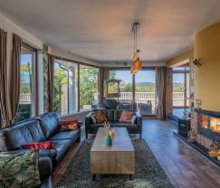 Chalet à Durbuy pour 12 personnes avec jacuzzi, sauna, poêle à bois et piscine