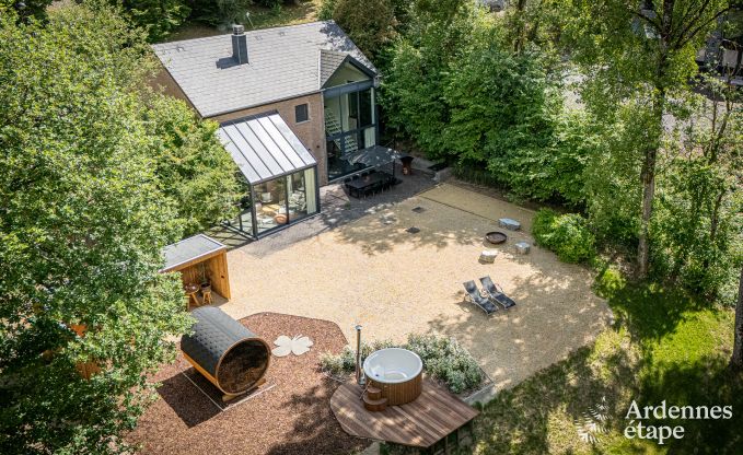 Villa spacieuse pour 8 personnes  Durbuy avec sauna, jacuzzi et jardin priv