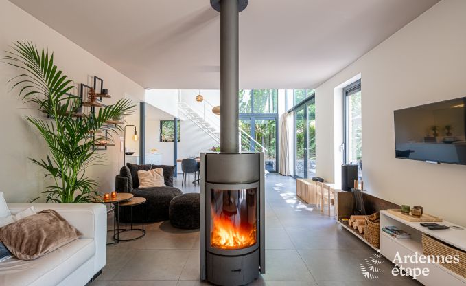 Villa spacieuse pour 8 personnes  Durbuy avec sauna, jacuzzi et jardin priv