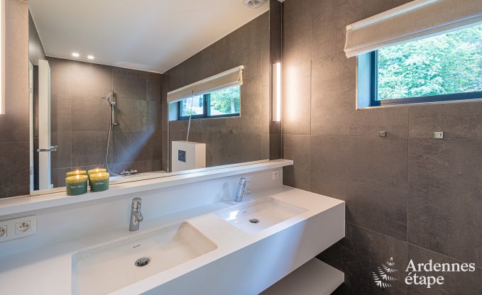 Villa spacieuse pour 8 personnes  Durbuy avec sauna, jacuzzi et jardin priv