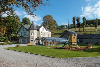 Villa de Luxe  Durbuy pour 15 personnes en Ardenne