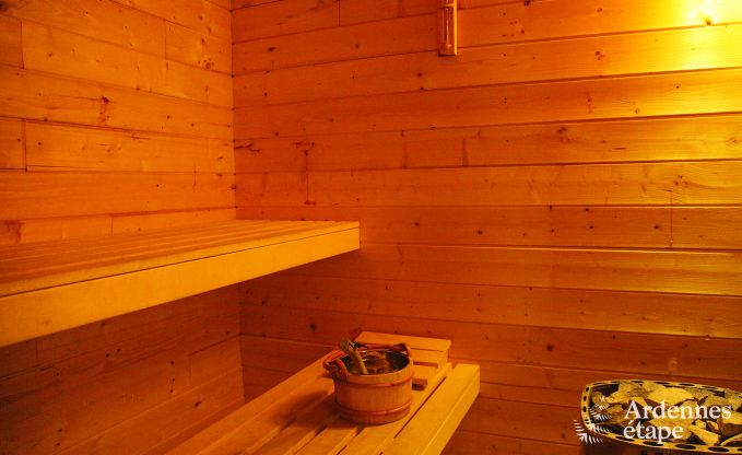 Chalet � Durbuy pour 24 personnes en Ardenne