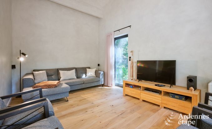 Chalet spacieux pour 8 personnes avec sauna dans les bois autour de Durbuy