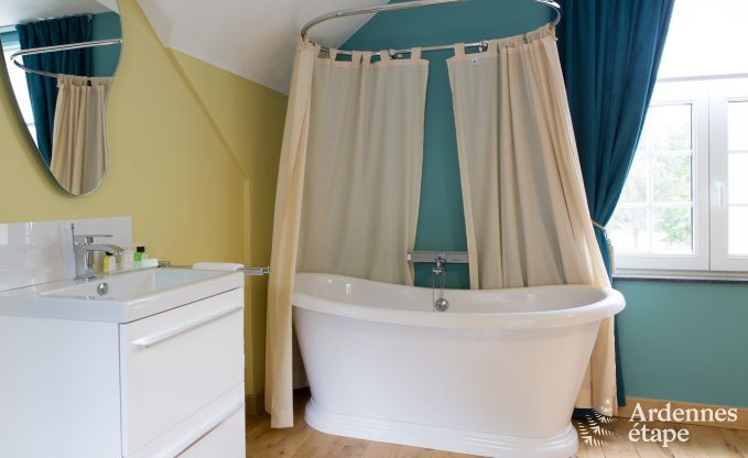Villa de luxe  Durbuy : hbergement pour 15 personnes avec piscine, spa et nature en Ardenne