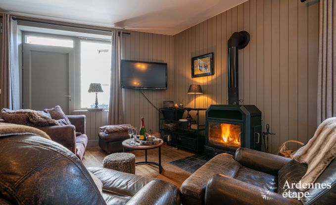 Charmante maison de vacances pour 6 personnes  reze avec 3 chambres, terrasse prive et poele  pellets prs de la tranquille rivire Aisne