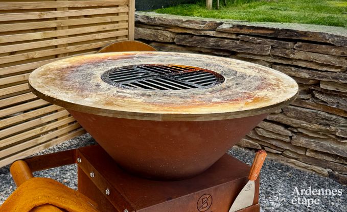 Maison de vacances  Ereze pour 4 personnes avec jardin priv, terrasse et cinma priv