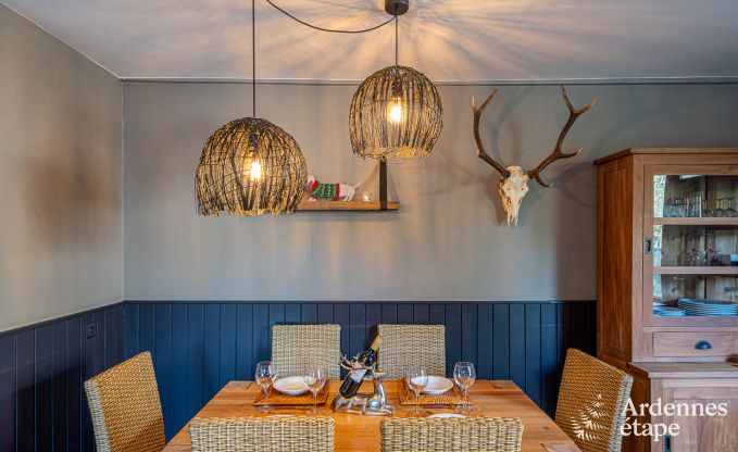 Charmante maison de vacances pour 6 personnes  reze avec 3 chambres, terrasse prive et poele  pellets prs de la tranquille rivire Aisne