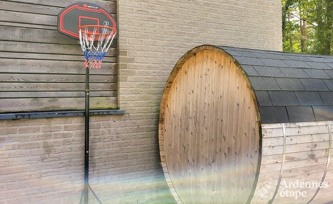 Maison de vacances ind�pendante � �rez�e pour 4 personnes avec jardin priv�, sauna ext�rieur et �quipements de jeu