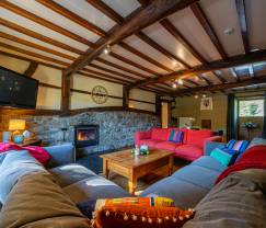 Maison de vacances avec jacuzzi couvert à Erezée pour 16 personnes en Ardenne