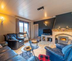 Gîte confortable pour 6 personnes à Erezée, Ardenne : profitez du confort, du jacuzzi et de la proximité de la nature