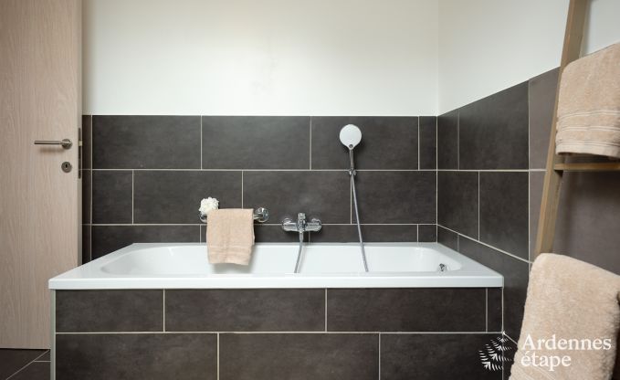 Maison de vacances pour 5 personnes  Fauvillers, idale pour une famille : jardin priv, jeux, chien admis