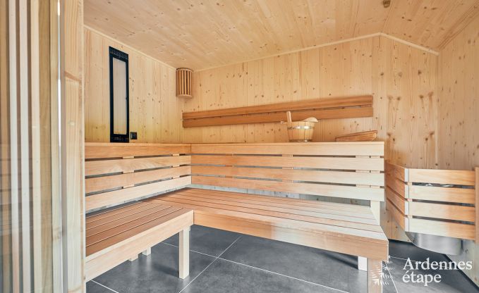 Luxueuse villa avec sauna & jacuzzi pour 15 p. à Ferrières
