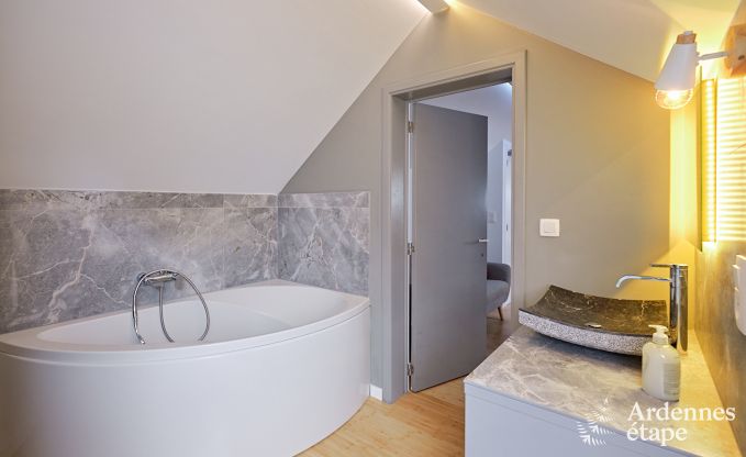 Moderne maison de vacances avec 5 chambres � Ferri�res, Ardenne