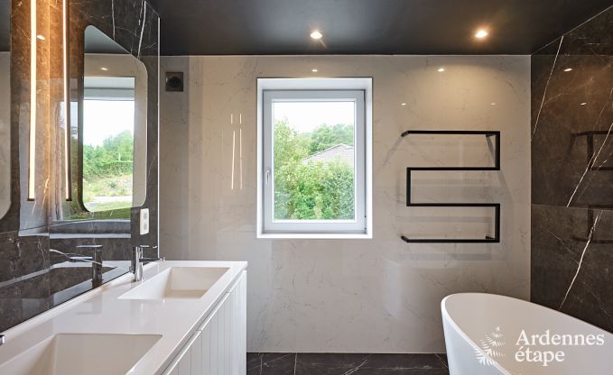 Moderne maison de vacances avec 5 chambres � Ferri�res, Ardenne