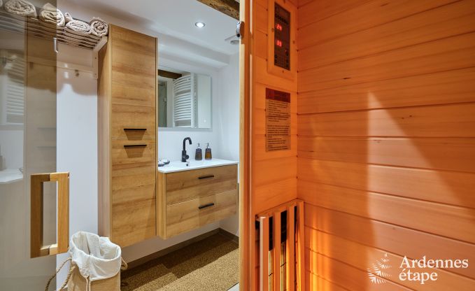 Charmante maison de vacances pour 8 personnes  Florenville avec 4 chambres et wellness, au bord de la Semois