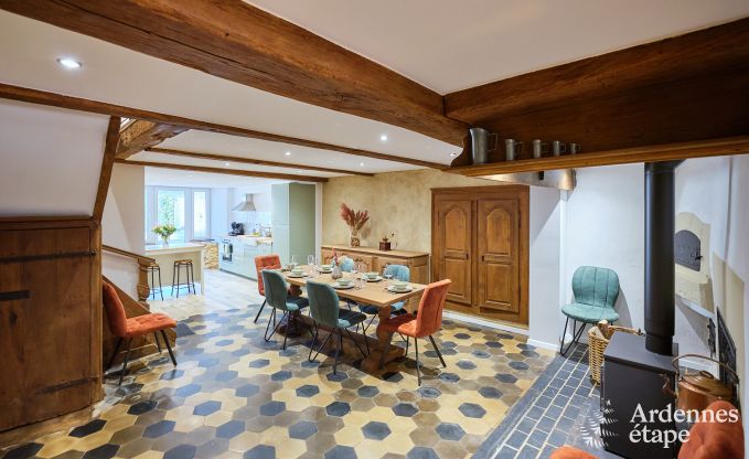 Charmante maison de vacances pour 8 personnes  Florenville avec 4 chambres et wellness, au bord de la Semois