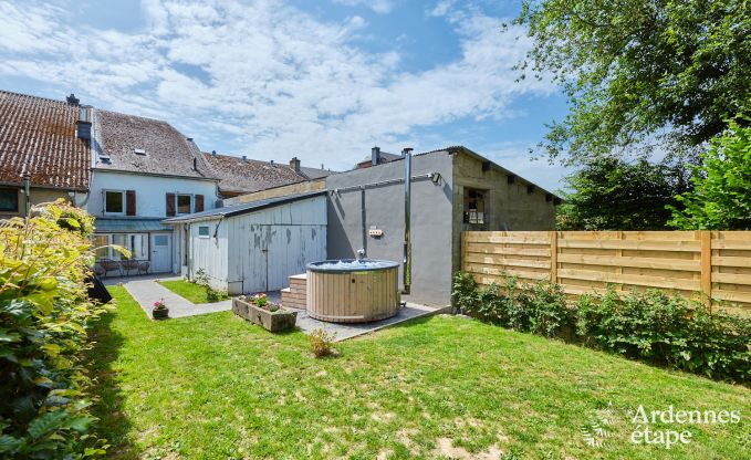 Charmante maison de vacances pour 8 personnes  Florenville avec 4 chambres et wellness, au bord de la Semois