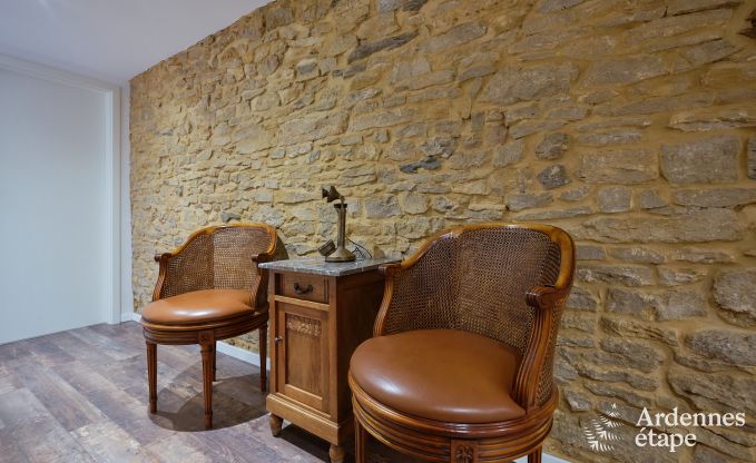 Charmante maison de vacances pour 8 personnes  Florenville avec 4 chambres et wellness, au bord de la Semois