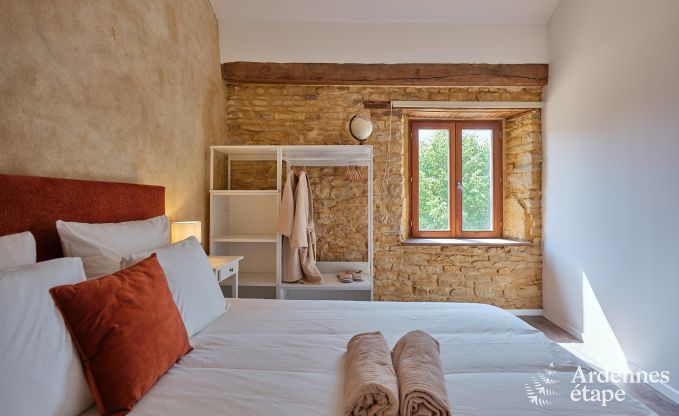 Charmante maison de vacances pour 8 personnes  Florenville avec 4 chambres et wellness, au bord de la Semois