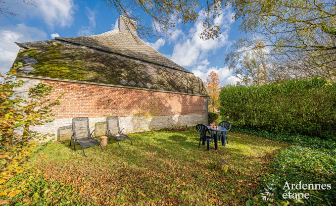 Charmante fermette  Froidchapelle avec 2 chambres et jardin priv