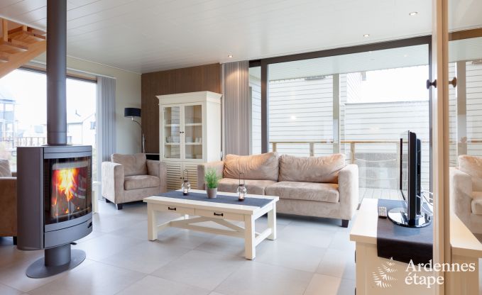 Villa de vacances pour 6 personnes avec sauna extérieur à Froidchapelle