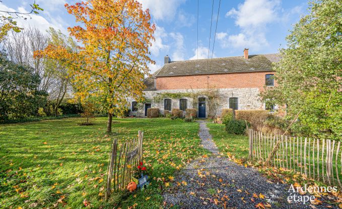 Fermette authentique avec 3 chambres et jardin privé dans un parc naturel entre Sambre et Meuse