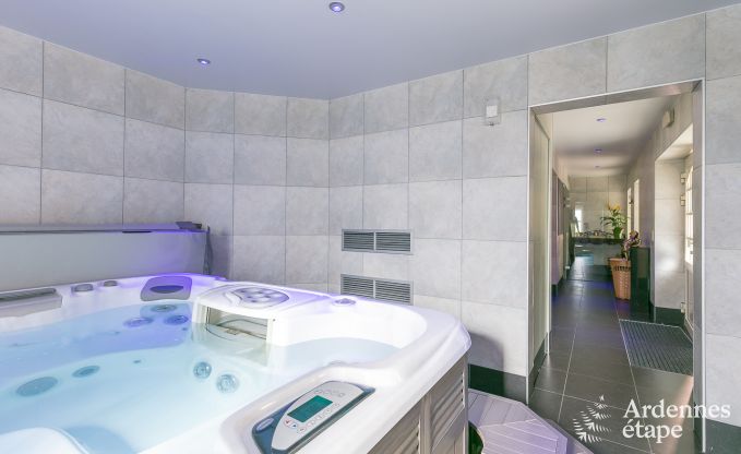 Villa de Luxe  Gedinne pour 18 personnes en Ardenne