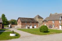 Château-ferme à Gembloux pour votre séjour avec Ardennes-Etape