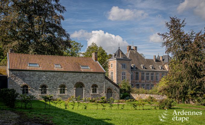 Gîte pour 6 sur la propriété d'un château à Gesves (Ardenne)