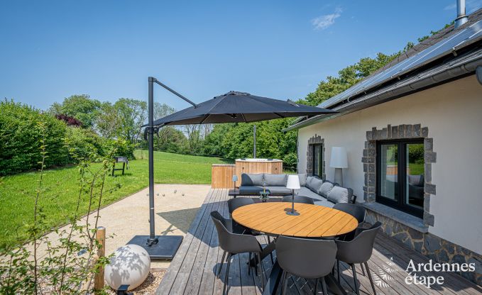 Maison de vacances Gesves pour 6 personnes avec 3 chambres et 3 salles de bains, jacuzzi, ptanque 