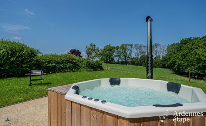 Maison de vacances Gesves pour 6 personnes avec 3 chambres et 3 salles de bains, jacuzzi, ptanque 