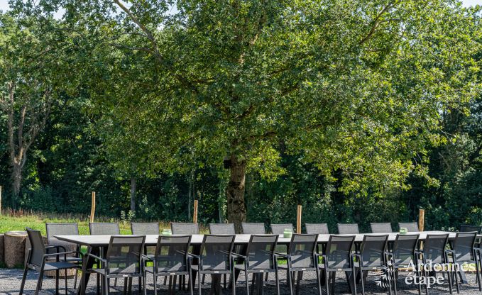 Villa de luxe spacieuse � Gesves pour 24 personnes avec piscine, sauna, fitness et 11 chambres