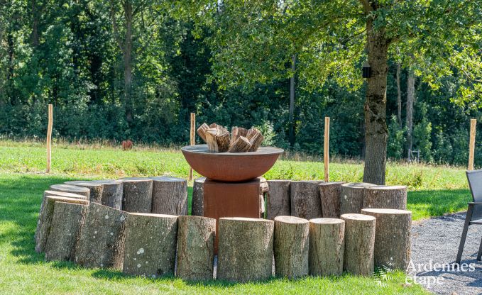 Villa de luxe spacieuse � Gesves pour 24 personnes avec piscine, sauna, fitness et 11 chambres