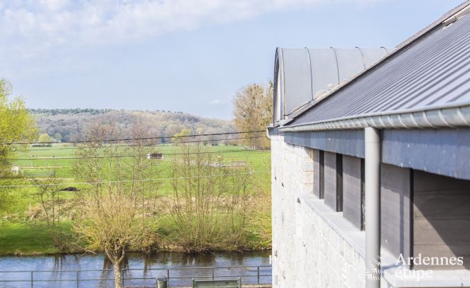 Grande maison de vacances en deux btiments  Han-sur-Lesse pour 13 personnes avec piscine intrieure